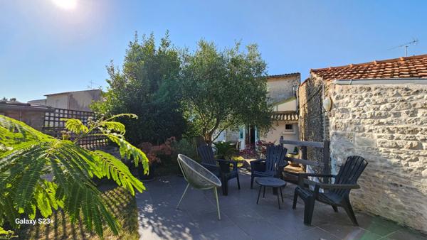 Maison - 5 pièces - 106 m²