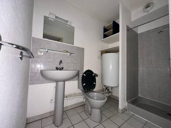 STUDIO A LOUER - IDEAL ETUDIANT - PROXIMITE UGA