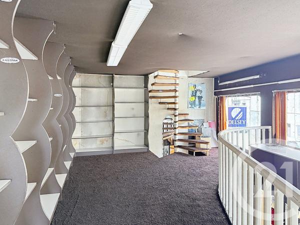 Immeuble à vendre  90 m2 REDON - 35