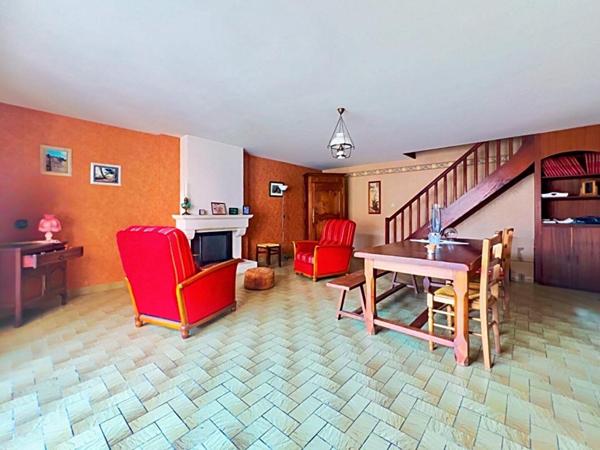 Maison Montfaucon Montigne 5 pièce(s) 122 m2