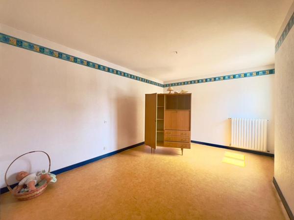 Maison Montfaucon Montigne 5 pièce(s) 122 m2