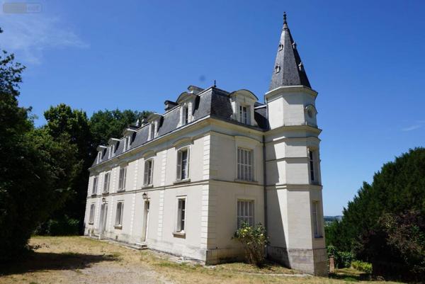 Propriete à vendre à Larçay dans l'Indre-et-Loire (37270), ref : 001/2459