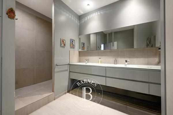Paris 2ème, Appartement 3 Chambres -  137 m² à vendre