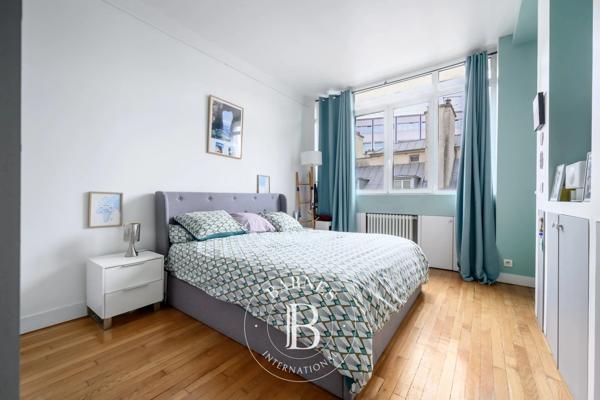 Paris 2ème, Appartement 3 Chambres -  137 m² à vendre