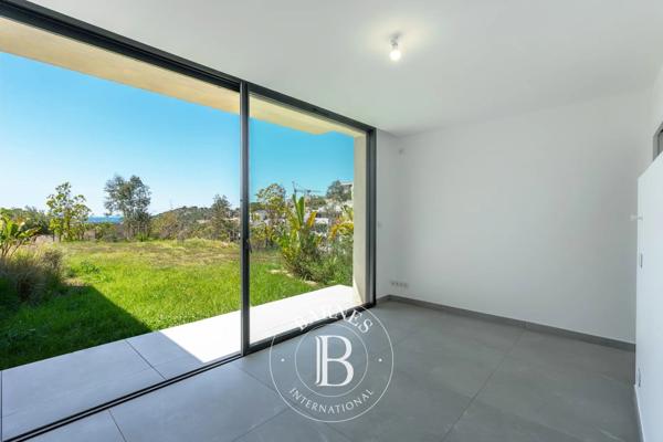 Porticcio, Villa 3 Chambres -  200 m² à vendre
