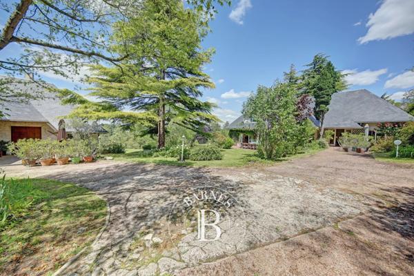 Saint-Nom-la-Bretèche, Maison  462 m² à vendre