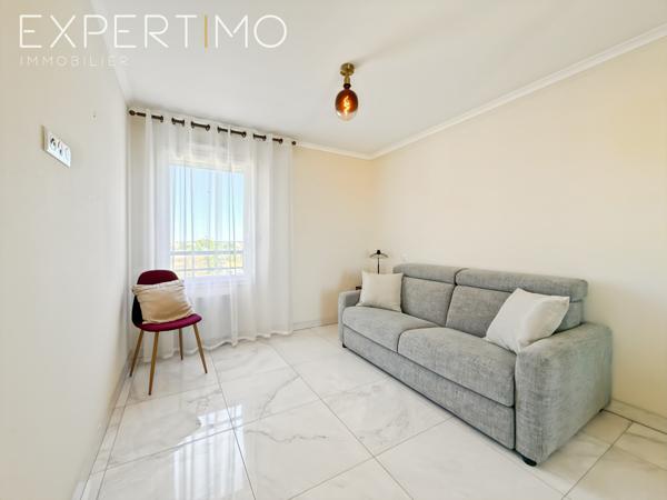 Valras-Plage (34350) Superbe appartement de type 3 avec loggia de 14,4 M² secteur Récanettes