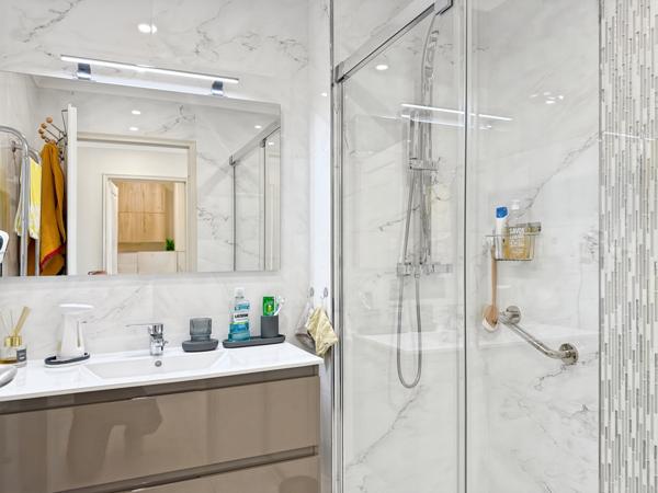 Valras-Plage (34350) Superbe appartement de type 3 avec loggia de 14,4 M² secteur Récanettes