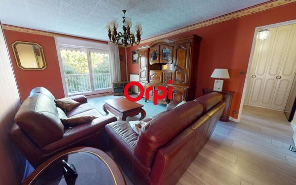 Appartement à vendre    4 pièces • 82 m2 Vaulx-en-Velin