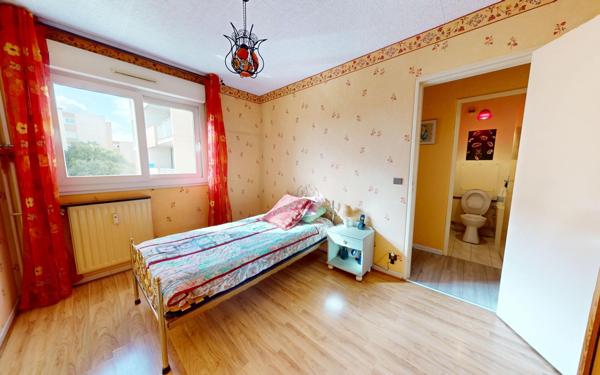 Appartement à vendre    4 pièces • 82 m2 Vaulx-en-Velin