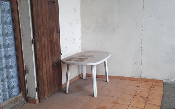 Maison à vendre    3 pièces •  Vallon-Pont-d'Arc