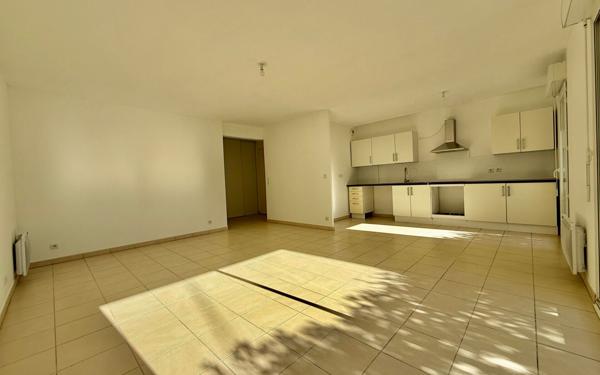 Appartement à vendre    3 pièces • 66,77 m2 La Colle-sur-Loup