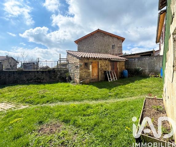 Immeuble à vendre 180 m² Estivareilles