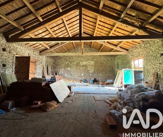 Immeuble à vendre 180 m² Estivareilles
