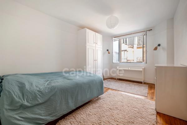 Paris (75), à louer PARIS 13EME ARRONDISSEMENT appartement T2 de 38,69 m² avec ascenseur - Place de Rungis