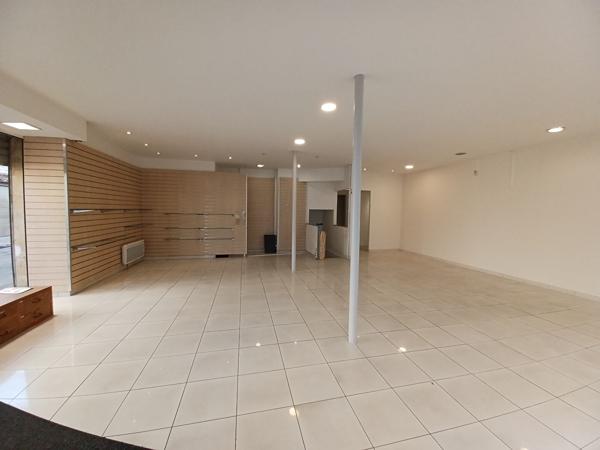 Local commercial Sainte Foy La Grande 80.78 m2