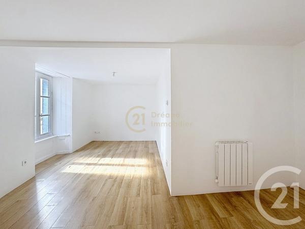 Immeuble à vendre  152,62 m 2   ST MEEN LE GRAND  - 35
