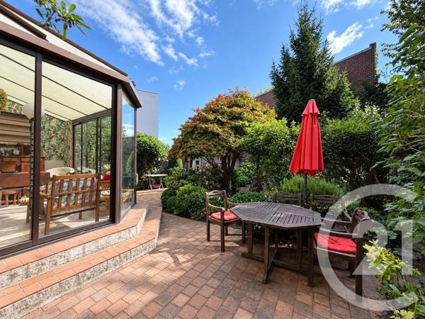 Maison à vendre  8 pièces - 171,51 m 2   ST QUENTIN  - 02