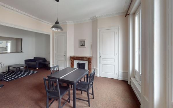 Appartement à louer    2 pièces •  Saint-Étienne