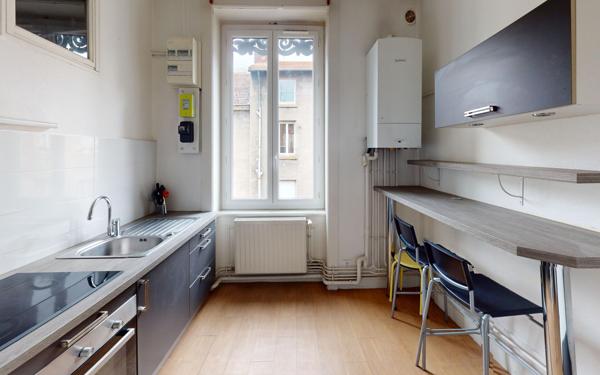 Appartement à louer    2 pièces •  Saint-Étienne