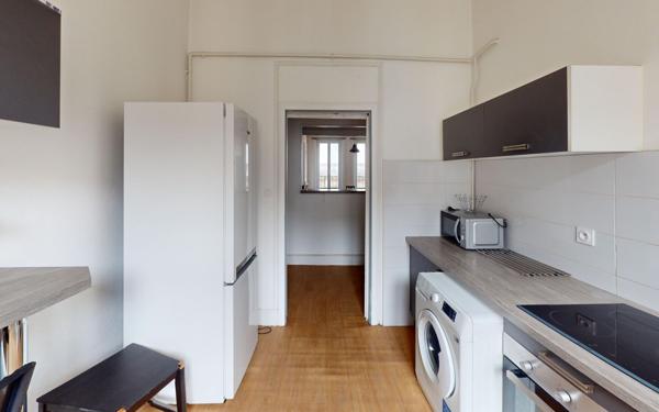 Appartement à louer    2 pièces •  Saint-Étienne