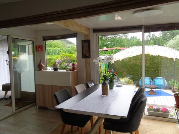 Beauzac(43), chalet de 70 m2 habitables, 2 chambres sur 700 m2 de terrain + piscine hors sol