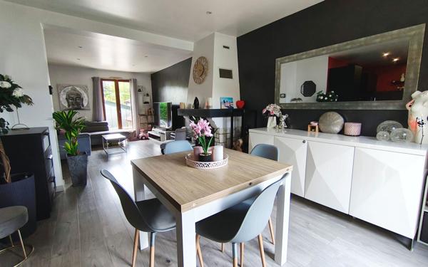 Maison à vendre    5 pièces • 115 m2 Épône