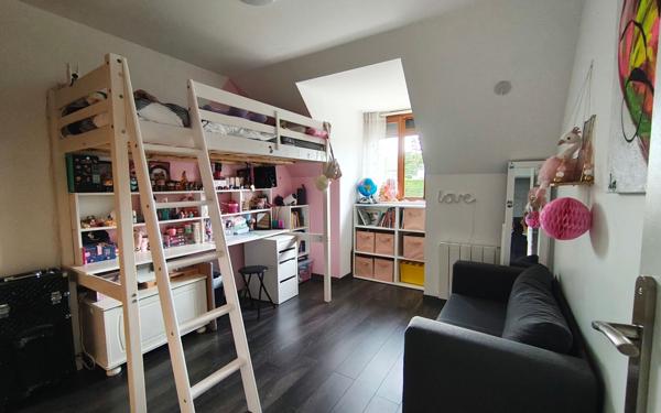 Maison à vendre    5 pièces • 115 m2 Épône