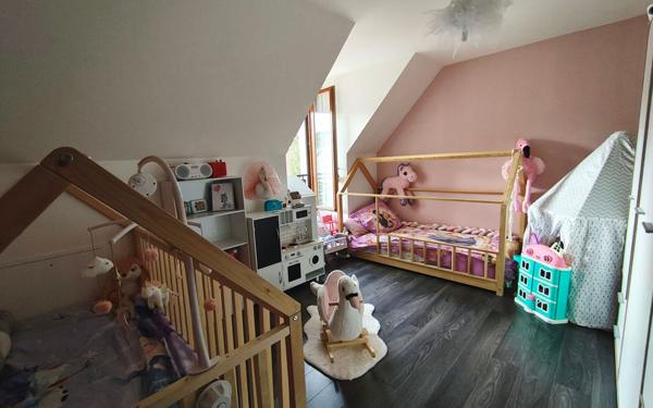 Maison à vendre    5 pièces • 115 m2 Épône