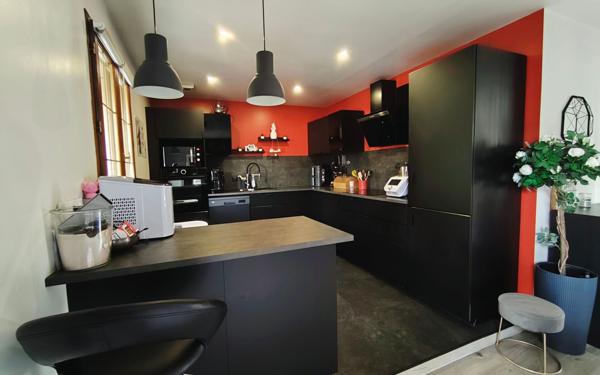 Maison à vendre    5 pièces • 115 m2 Épône