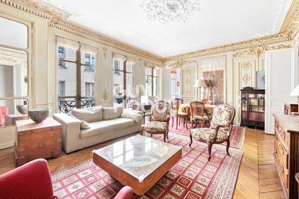 Rue de Verneuil – Élégant appartement traversant de 89 m² au calme sur cour