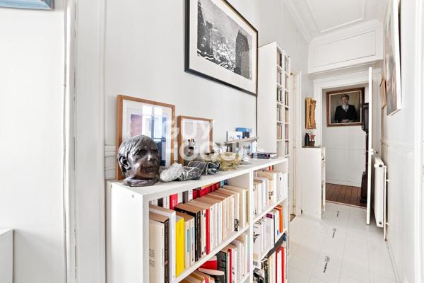 Rue de Verneuil – Élégant appartement traversant de 89 m² au calme sur cour