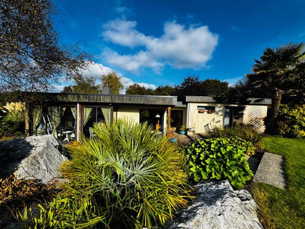 Maison de plain-pied lumineuse sur grand terrain paysager – Loperhet (proche Plougastel)