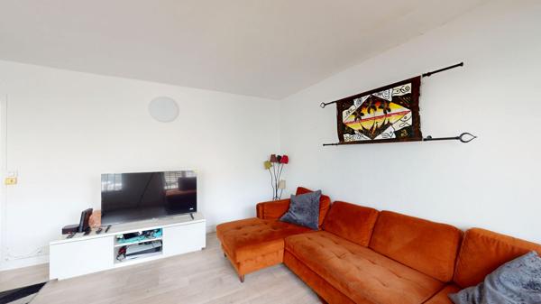Appartement 3 pièce(s) 68 m2 ; RER B ; Commerces ; Balcon ; Calme