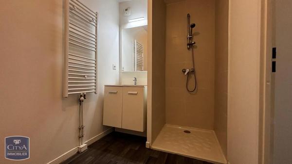Appartement à louer 2 pièces 42.87m² Saint-Nazaire (44600)
