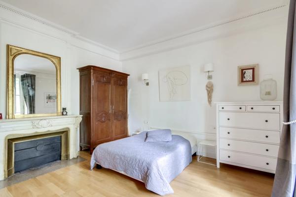 Lyon 6 - Foch - Appartement meublé de 97 m² avec balcon - 3 chambres