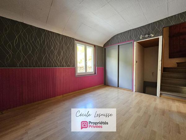 Maison 4 pièces avec terrasse, petit jardin et espace de stationnement