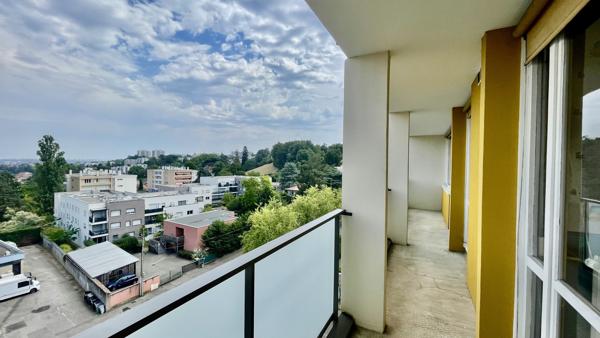 T3 de 65 m² avec balcon, parking et cave / Idéal primo-accédant Oullins-Pierre-Bénite (69600)