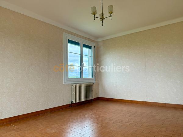 Vente
                Maison77,2 m² - 3 Pièces -
                    ARDEVON (50170)