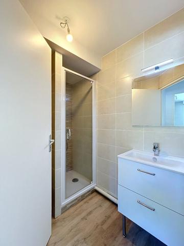 T2 refait à neuf quartier de la Madeleine 36 m²