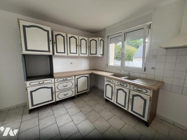 TESSE FROULAY, proche BAGNOLES DE L'ORNE, plain-pied 3 chambres avec garage et jardin