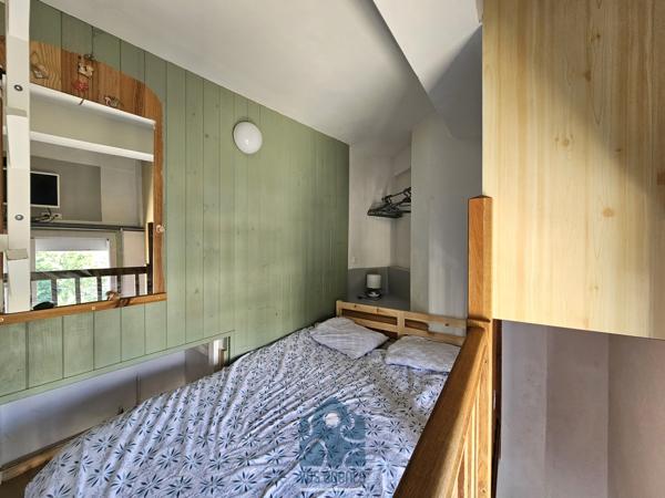 Studio en duplex avec balcon