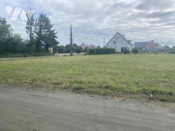 Au calme beau terrain de 702 m² (B754)