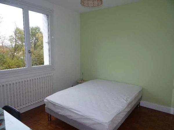 LIMOGES OUEST MAISON REFAITE A NEUF DE 135 M² 5 CHAMBRES PLUS BUREAU GARAGE BUANDERIE ET CAVE