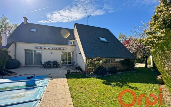 Maison à vendre    5 pièces • 146,25 m2 Bourges