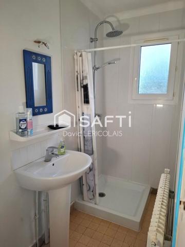 MAISON SUR SOUS SOL AVEC BEAU TERRAIN ET DEPENDANCES