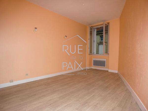 86140 LENCLOITRE Appartement Lencloitre 3 pièce(s) 77.52m2