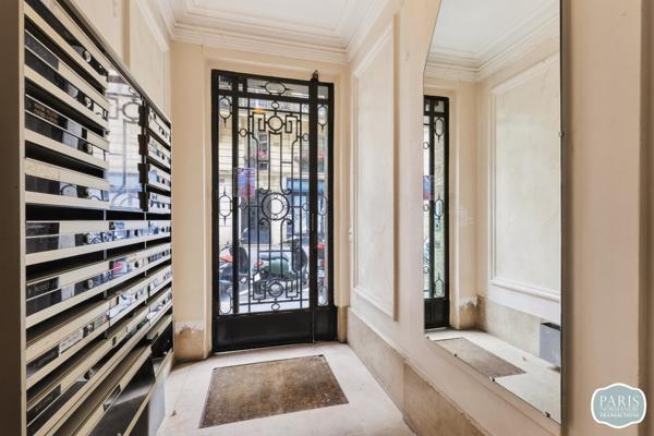 Exclusivité-Paris 18-Rue Marcadet-Appartement de 30,47m2 Carrez avec terrasse