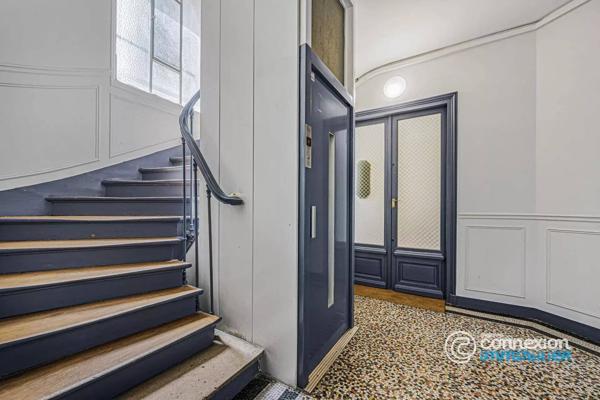 RUE LAMARCK - ASCENSEUR