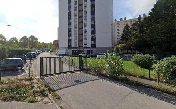 Places de parking sécurisées